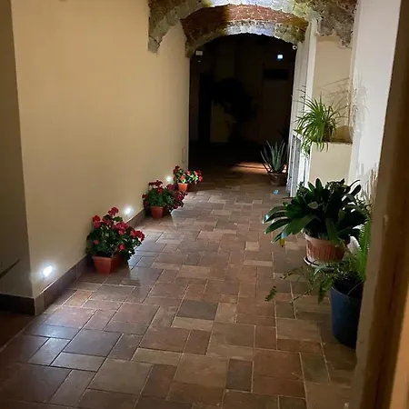 Konukevi Sul Corso 4*